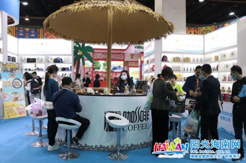 海南旅游商品精彩亮相第15届中国义乌文旅会 黎锦技艺与入境旅游备受关注